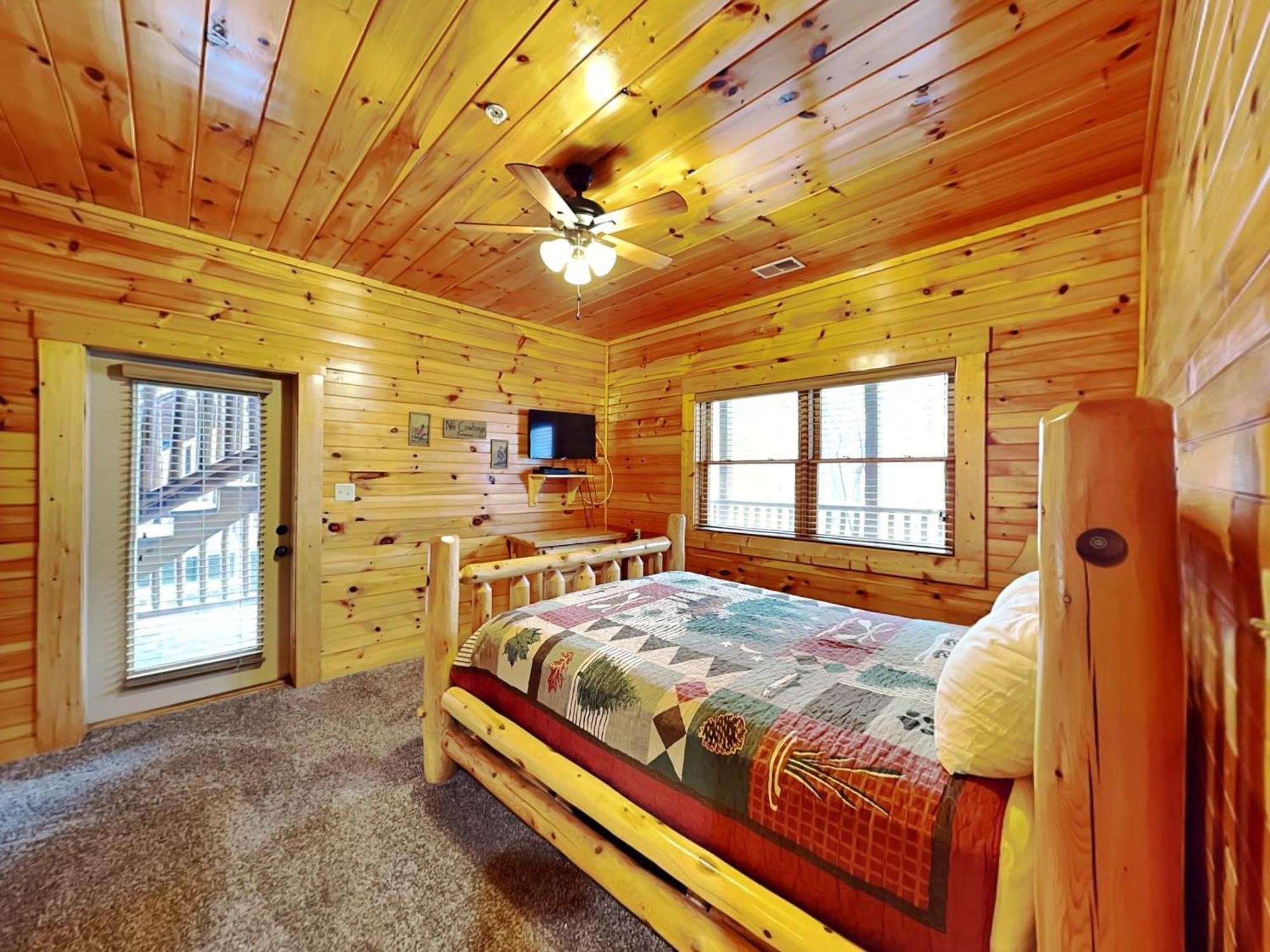 Pine Tree Lodge Гатлинбург Экстерьер фото