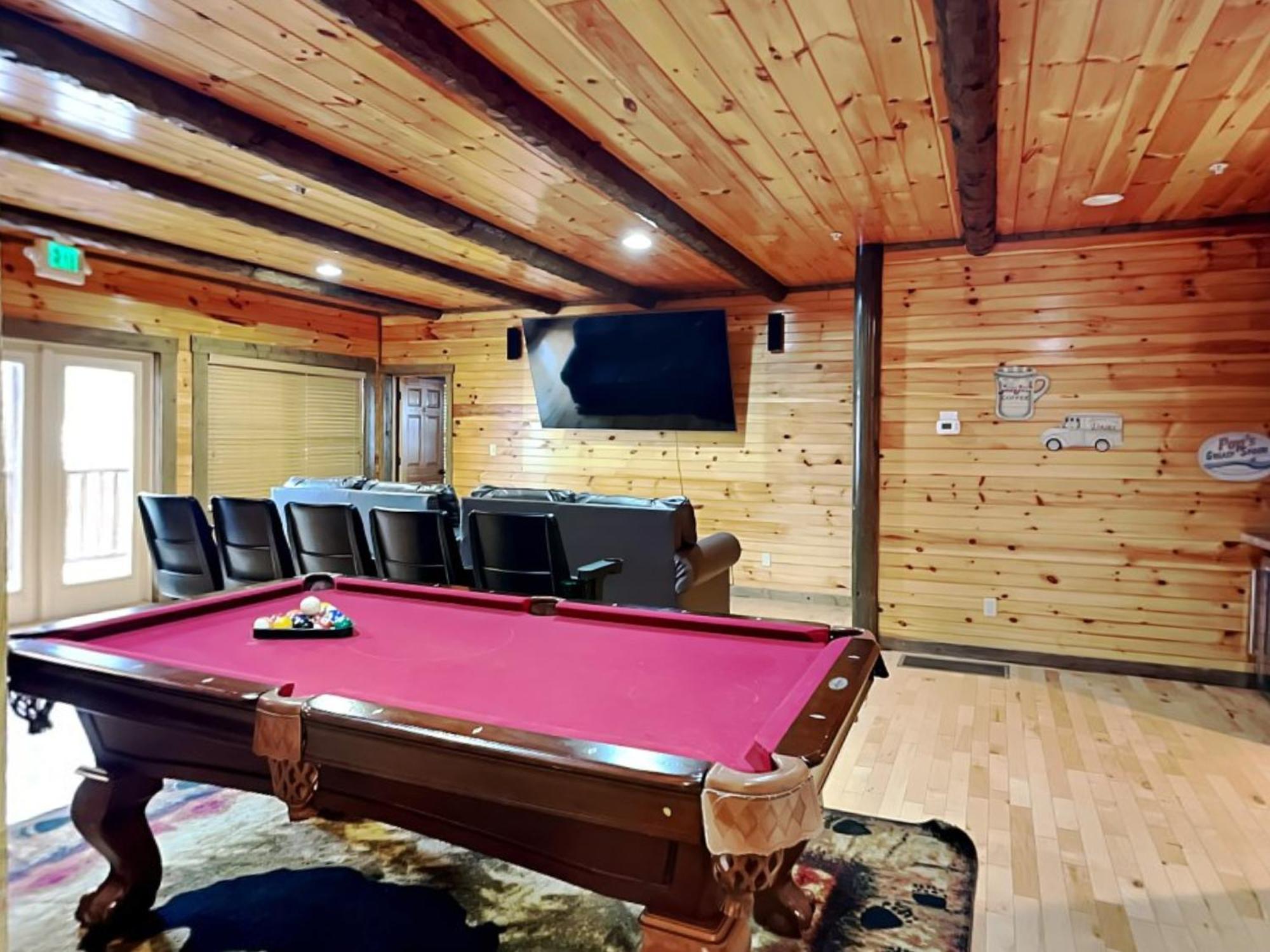 Pine Tree Lodge Гатлинбург Экстерьер фото