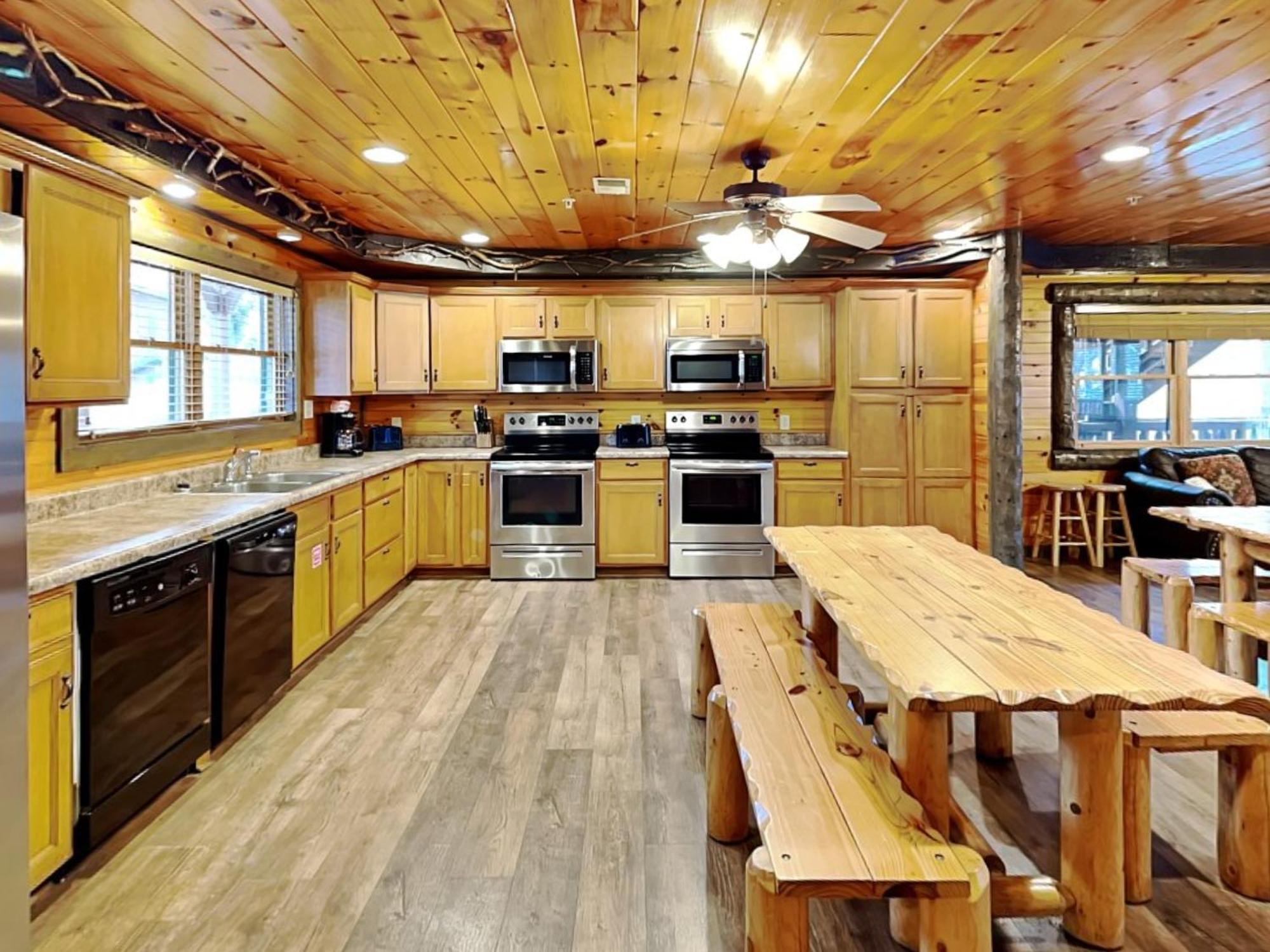Pine Tree Lodge Гатлинбург Экстерьер фото
